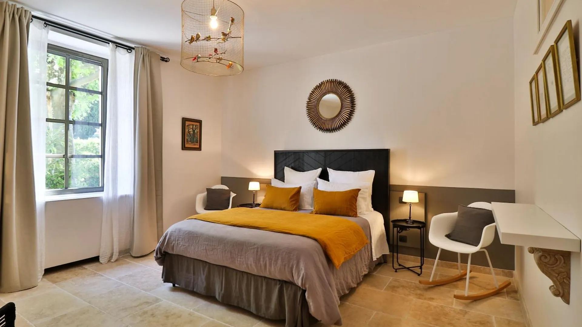 Mas Chateau Blanc Avignon